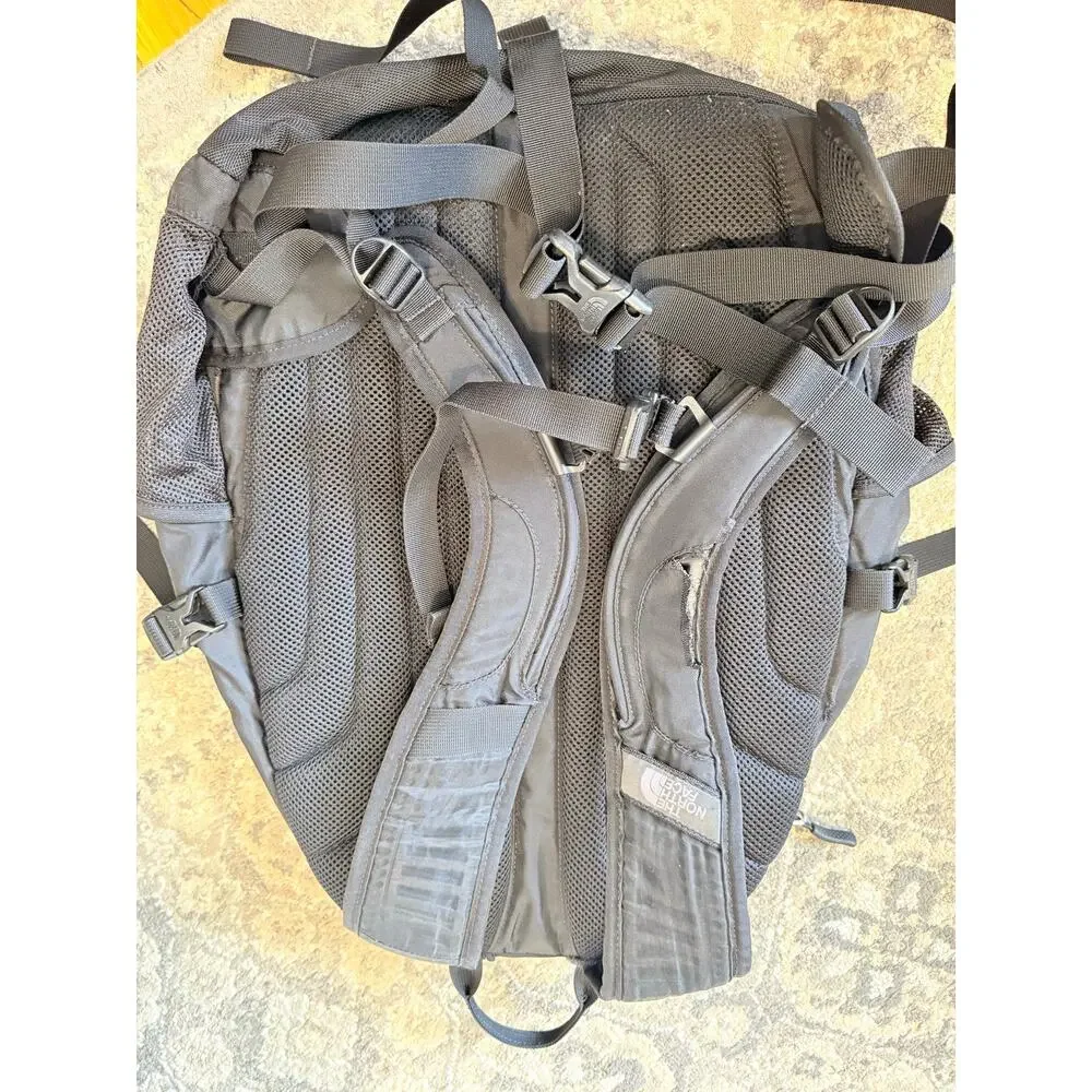 The North Face Recon Backpack Black Gray Laptop School Hiking Travel Bag